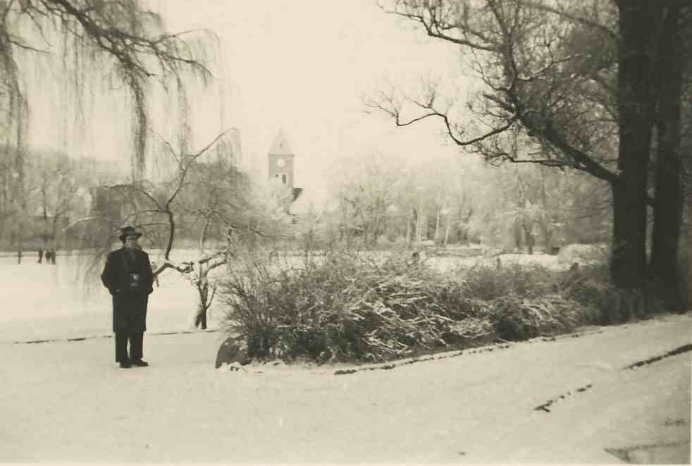 lichtenrade-berlin-winter_dorfkirche_heine2.JPG