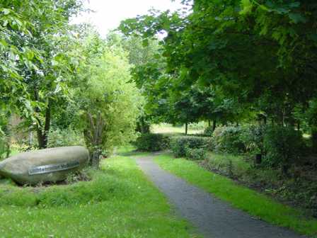 lichtenrade-berlin-volkspark_eingang.jpg